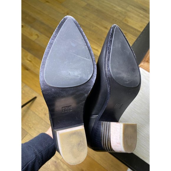 Frye Chevron Short Bootie Black Leather PRISTINE 6 - Picture 12 of 12